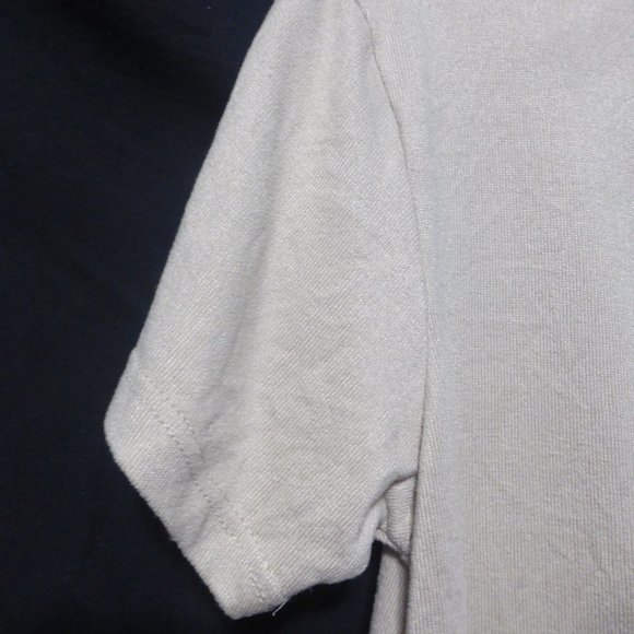 BLUENOTES, small, Two soft V Neck short sleeve shirts with pocket, GUC - Picture 10 of 14